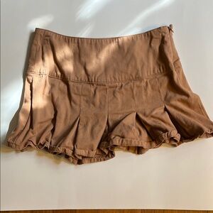 Women's Tan Pleated Shorts